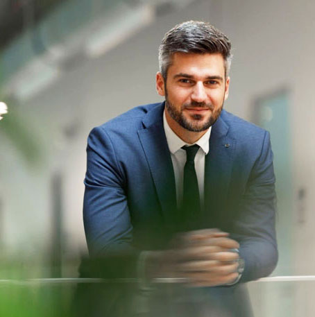ALT consultant providing ongoing technology oversight